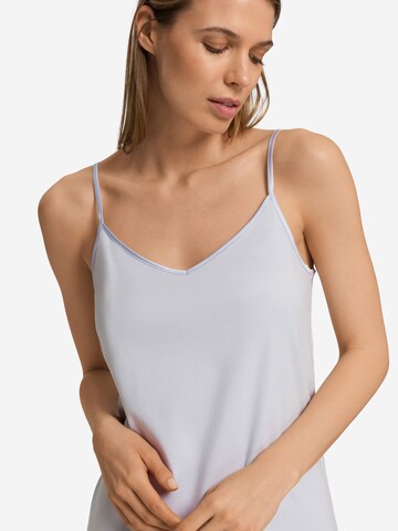 Hanro Slaapshirt ' Spaghettidress Cotton Silk ' in Blauw