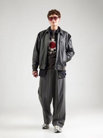 AMPLIFIED Regular Fit T-Shirt 'Tokyo' in Grau