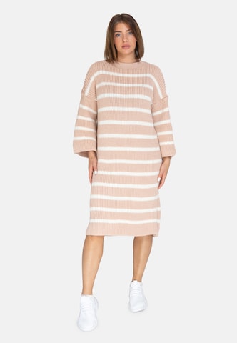 Elara Strikkjole i beige