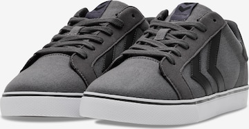 Baskets basses 'Leisure' Hummel en gris