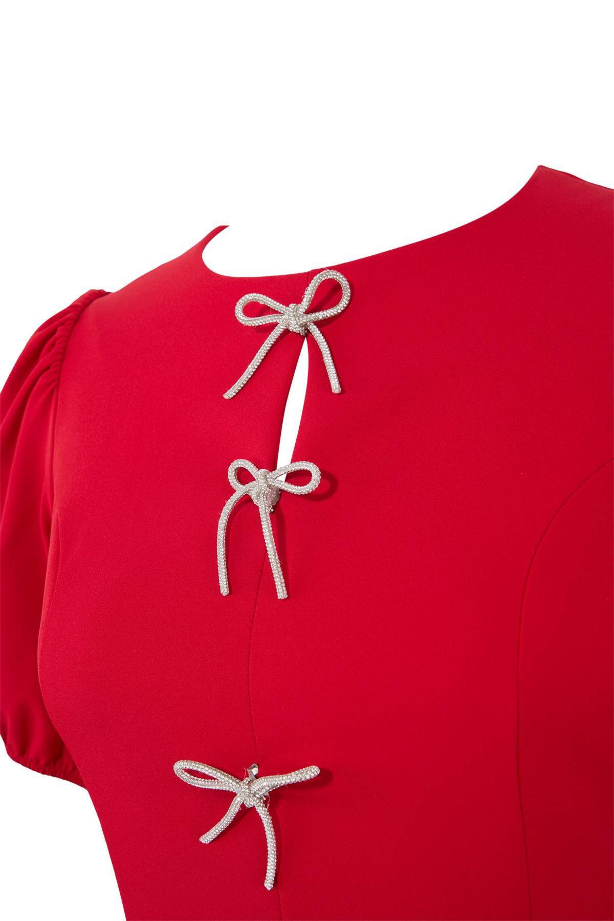 Trendyol Curve Dress in Red