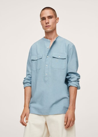 MANGO MAN Regular fit Button Up Shirt 'Naira' in Blue: front