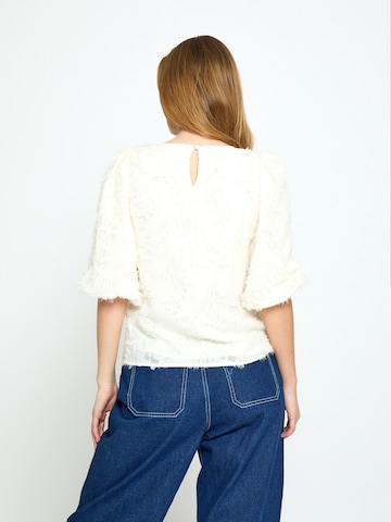 Top 'Kylin' di Peppercorn in bianco