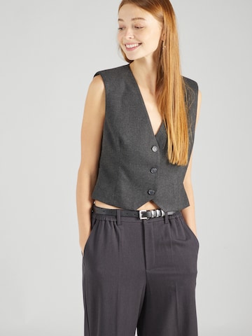 Gina Tricot Suit vest in Grey: front