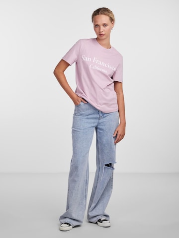 PIECES T-shirt 'FREYA' i rosa