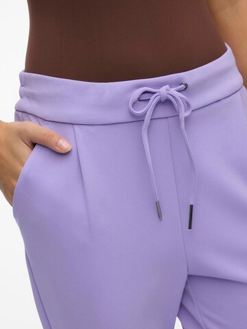 VERO MODA Tapered Housut 'ZAMIRAEVA' värissä lila