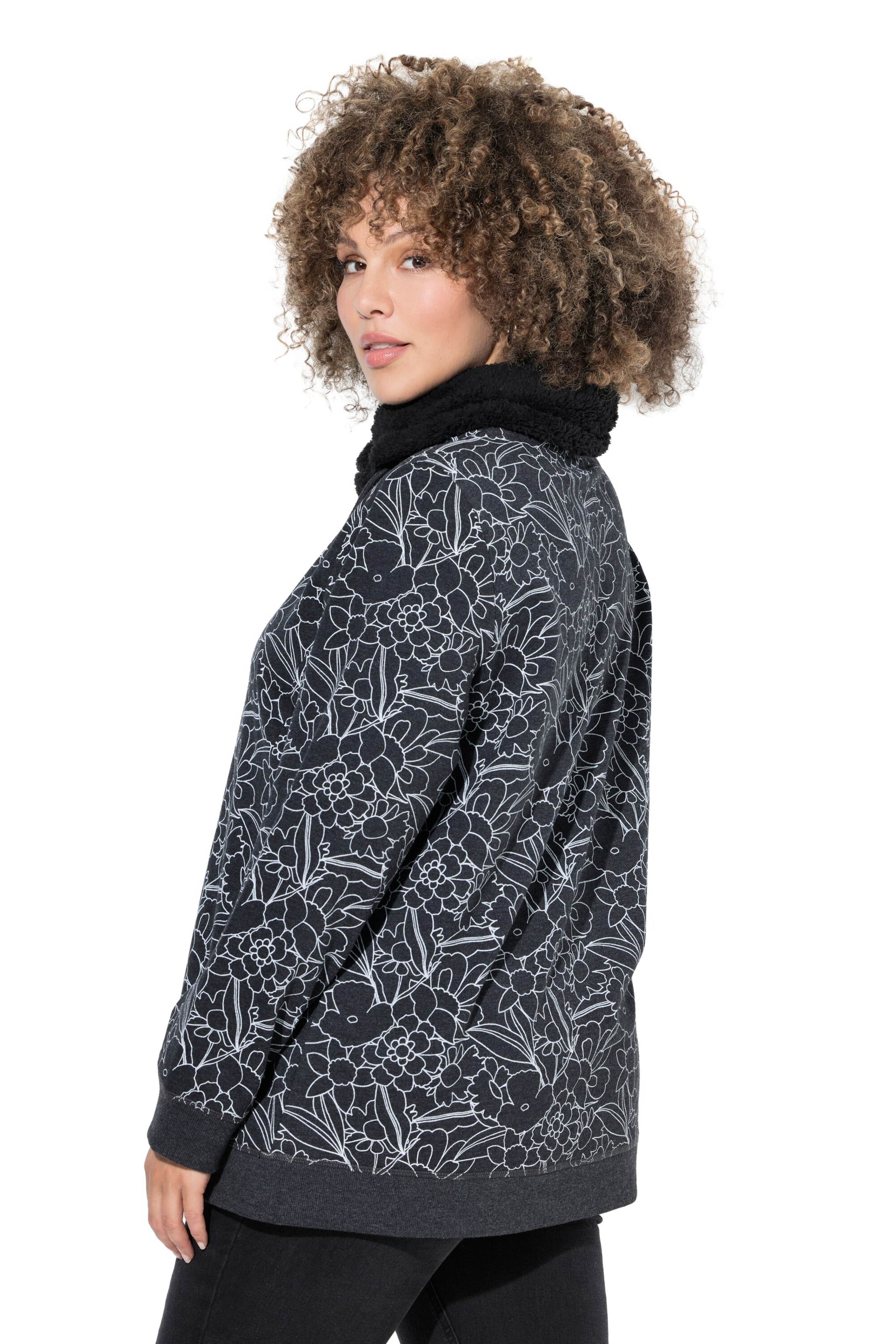 Ulla Popken Свитшот в Черный