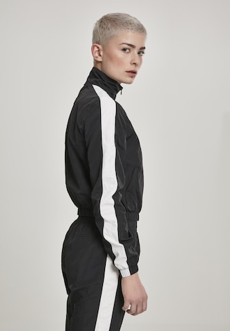 Urban Classics Демисезонная куртка в Черный