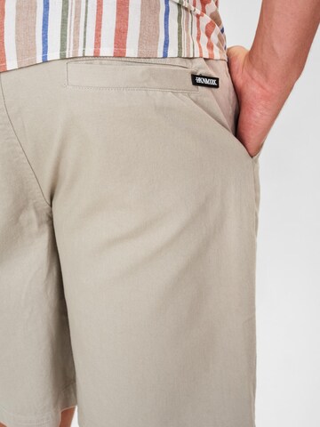 Dxnmxrk Regular Hose 'DXCharles' in Grau