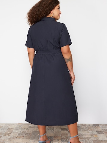 Robe-chemise Trendyol Curve en bleu