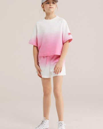 T-Shirt WE Fashion en rose