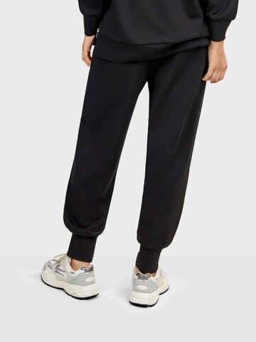 Gisela Tapered Bukser i sort: tilbage