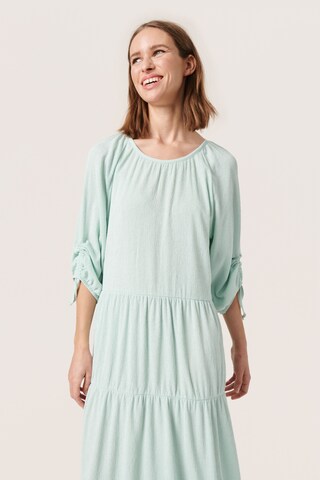 SOAKED IN LUXURY Kjole i blå