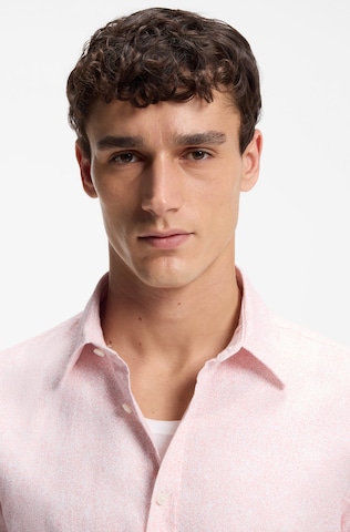 BOSS Regular fit Button Up Shirt 'Roan' in Pink