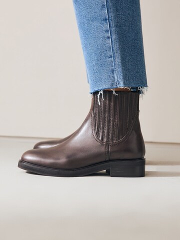 Next Boots 'Forever Comfort®' in Bruin: voorkant