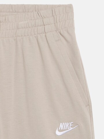 Nike Sportswear Обычный Штаны 'CLUB' в Бежевый