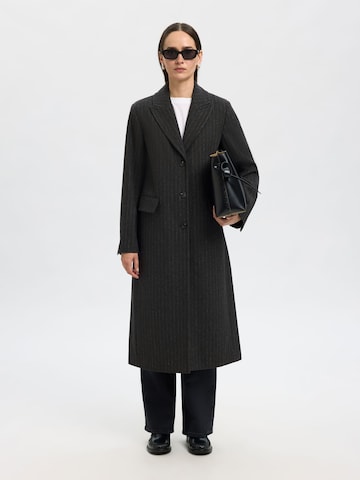 SELECTED Overgangsfrakke i grå