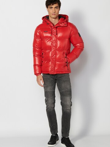 KOROSHI Between-Season Jacket in Red