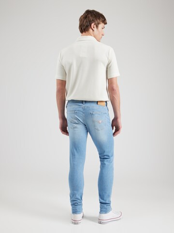 GUESS Slimfit Jeansy 'CHRIS' w kolorze niebieski