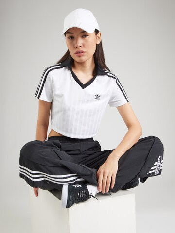 ADIDAS ORIGINALS - Camiseta en blanco