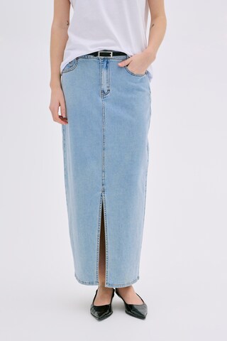 My Essential Wardrobe Skirt in Blue: front