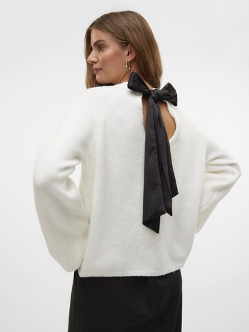 VERO MODA Pullover 'Elowen' in Weiß