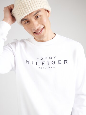 TOMMY HILFIGER Sweatshirt i hvid