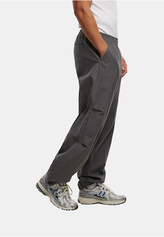 Loosefit Pantaloni 'Ashton' di Pegador in grigio