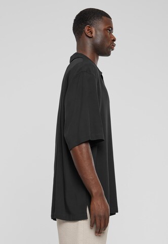 Urban Classics Comfort Fit Skjorta i svart