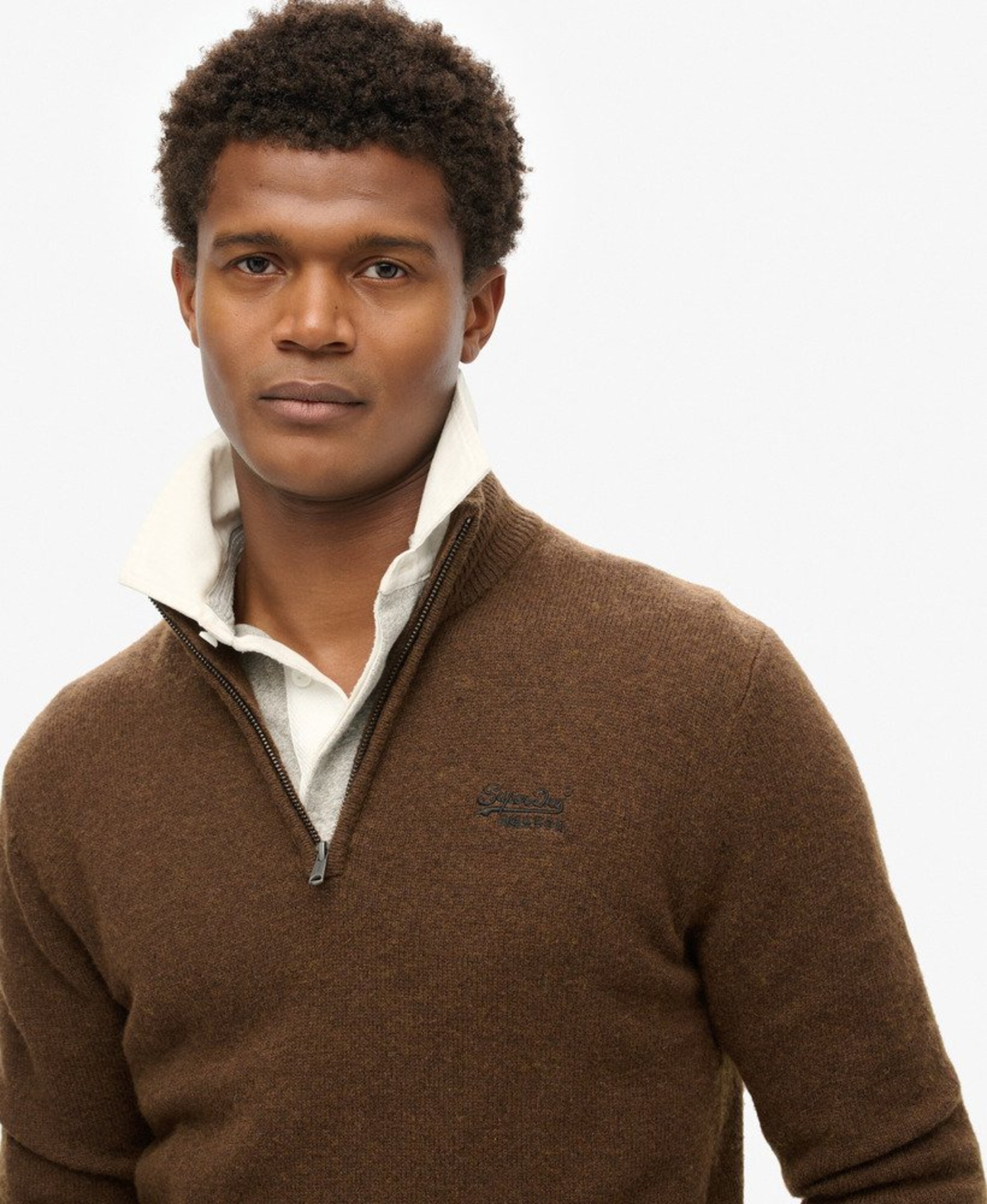 Superdry Trui 'Essential' in Bruin