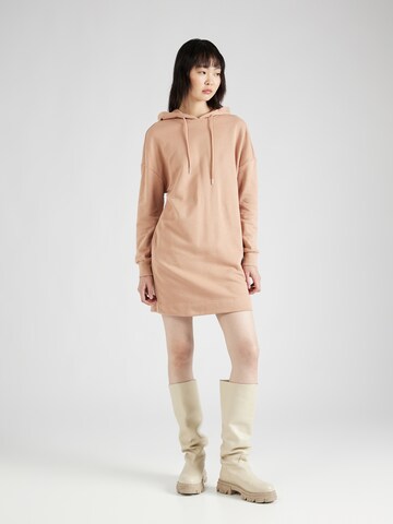 Urban Classics Dress in Pink: front