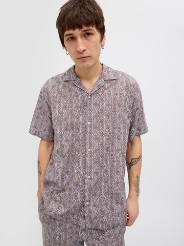 JACK & JONES Comfort fit Button Up Shirt 'JORSeersucker' in Brown