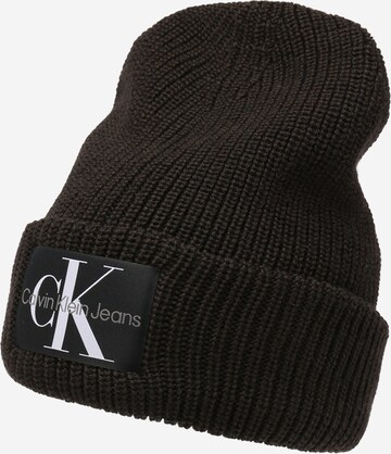 Calvin Klein Jeans Beanie in Brown: front