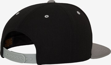 Flexfit Cap in Black