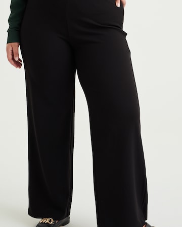 WE Fashion Wide leg Trousers in Black: front