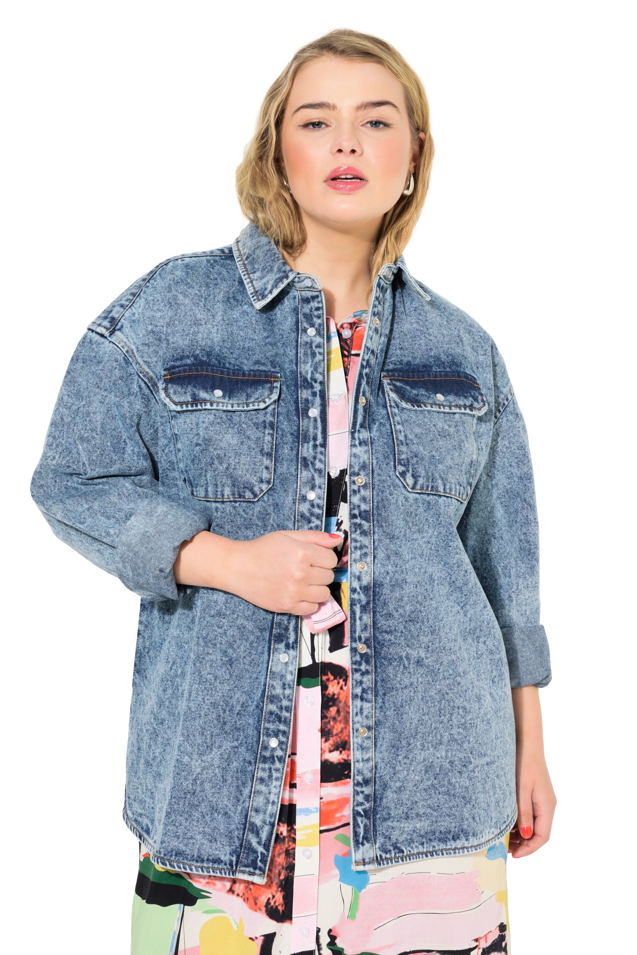 Studio Untold Blouse in Blauw: voorkant