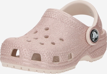 Chaussures ouvertes Crocs en rose : devant