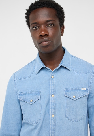 MUSTANG Comfort fit Button Up Shirt 'Duver ' in Blue
