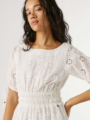 Robe 'CHIARA' Pepe Jeans en blanc