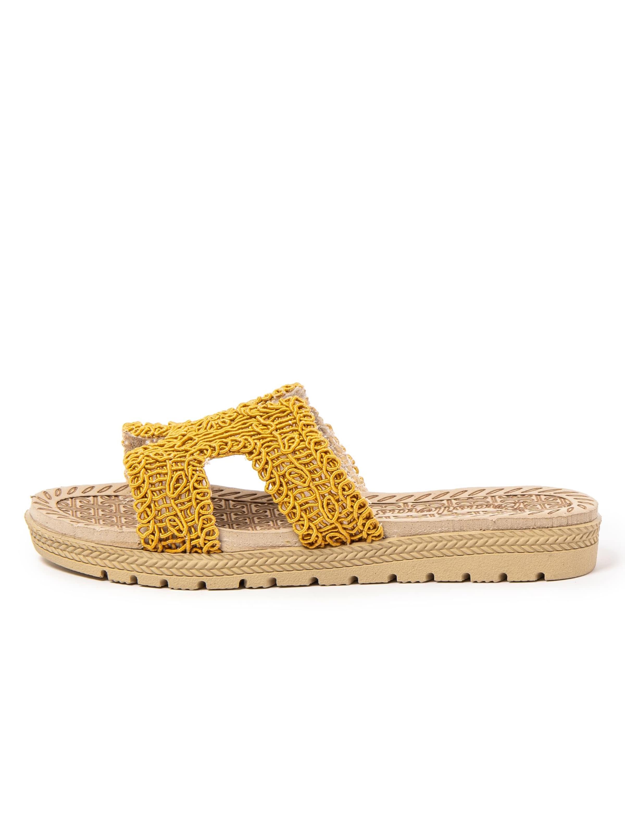 Brasileras Slippers 'Braida' in Yellow: front
