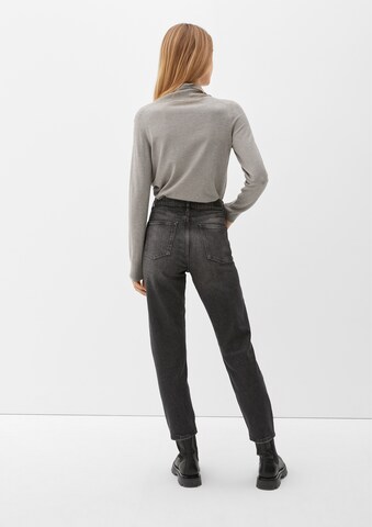s.Oliver Tapered Jeans in Grey