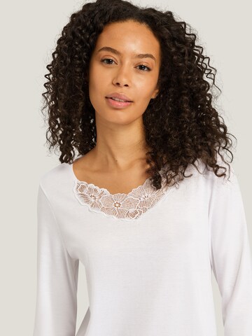 Chemise de nuit ' Naila ' Hanro en blanc