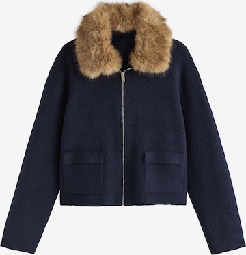 Next Neuletakki värissä sininen: etupuoli