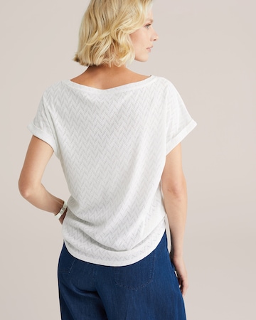 Tricou de la WE Fashion pe alb