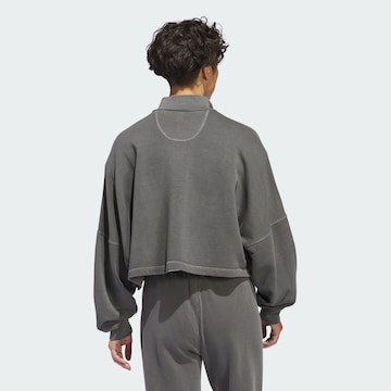 ADIDAS ORIGINALS Sweatshirt 'Essentials+' in Grey