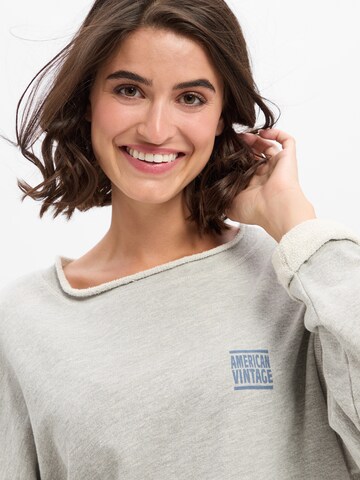 AMERICAN VINTAGE Sweatshirt 'Zofbay' in Grau