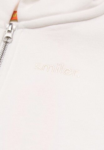 smiler. Zip-Up Hoodie in White
