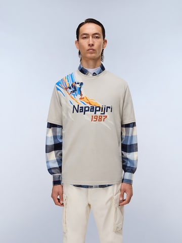 NAPAPIJRI Μπλουζάκι 'Fiemme' σε γκρι: μπροστά
