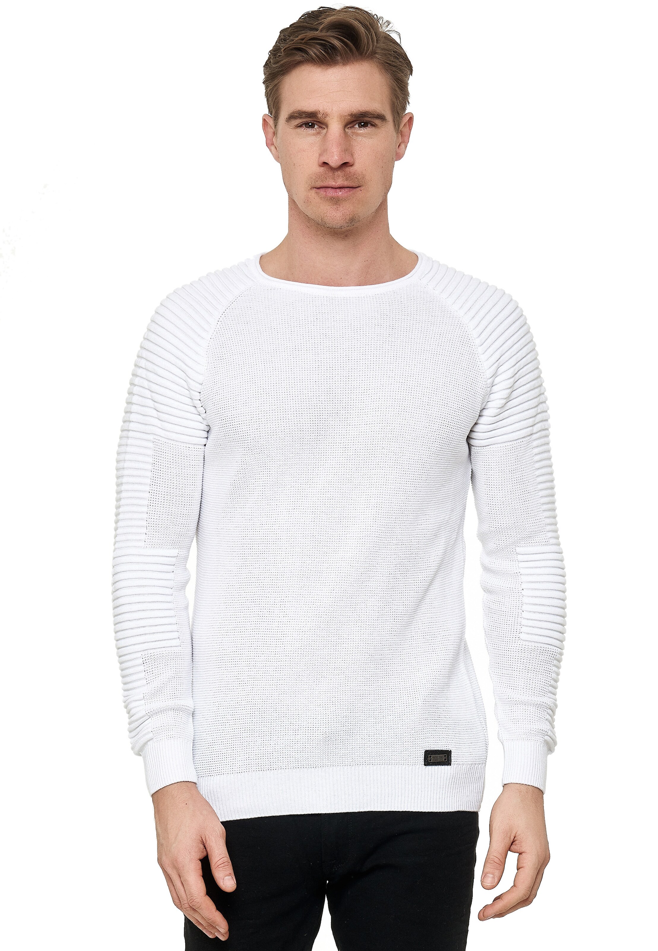 Rusty Neal Figurbetonter Feinstrick Pullover in Weiß: Vorderseite