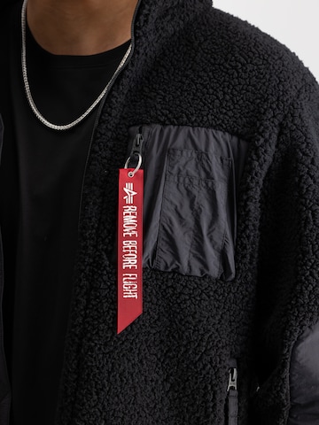 ALPHA INDUSTRIES Jacke 'Sherpa Zip' in Schwarz